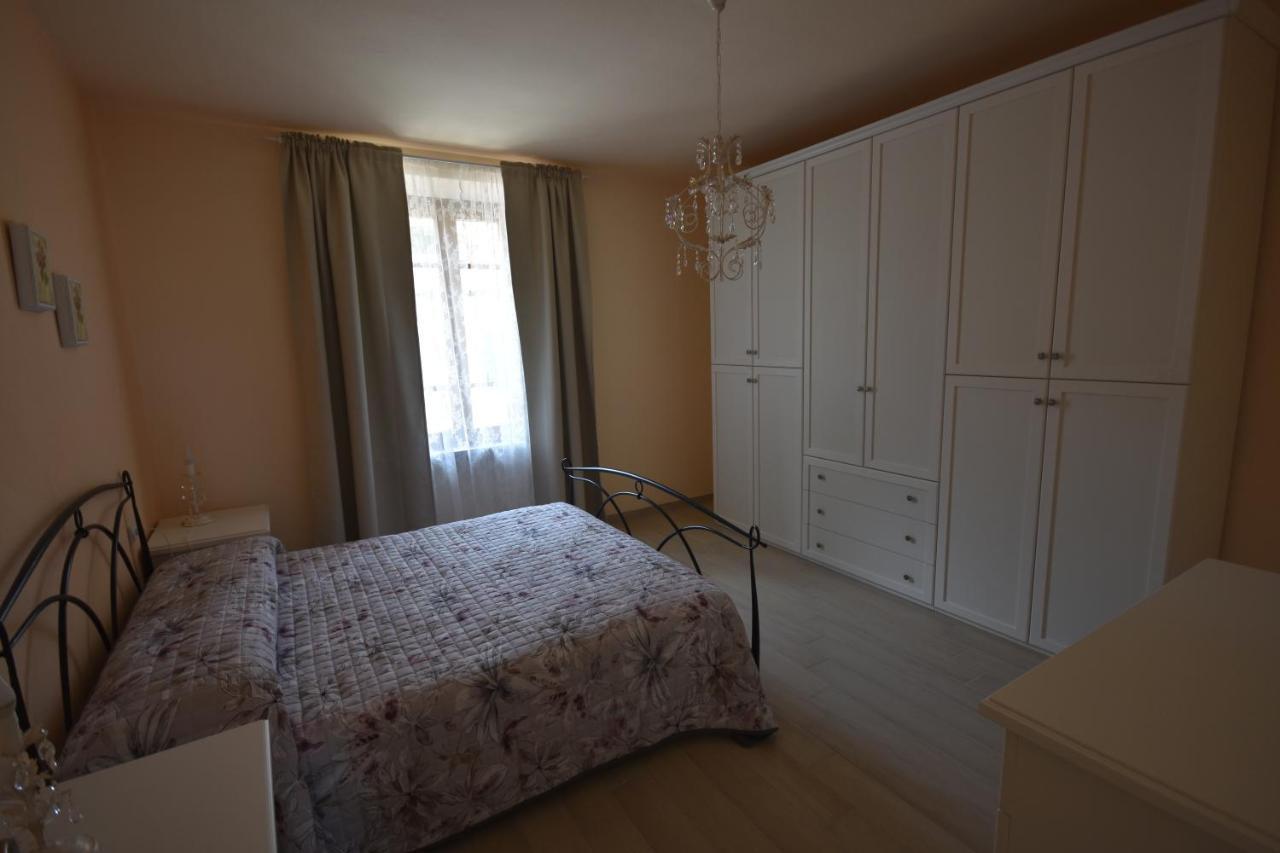 Apartamento La Casa Di Chianni La Pieve Exterior foto